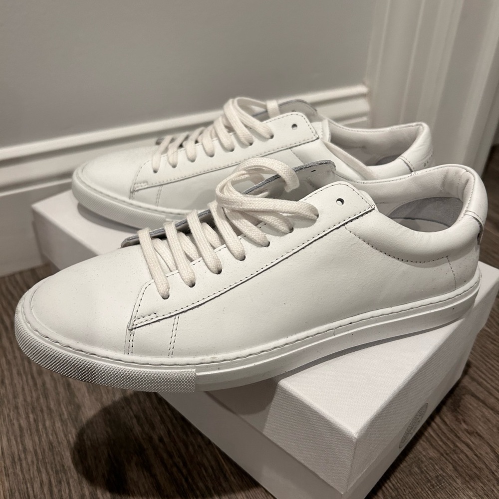 Low 1 | White - Oliver Cabell